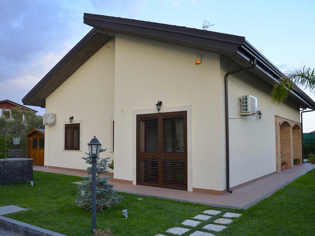 Etna B&B Pedara Esterno foto